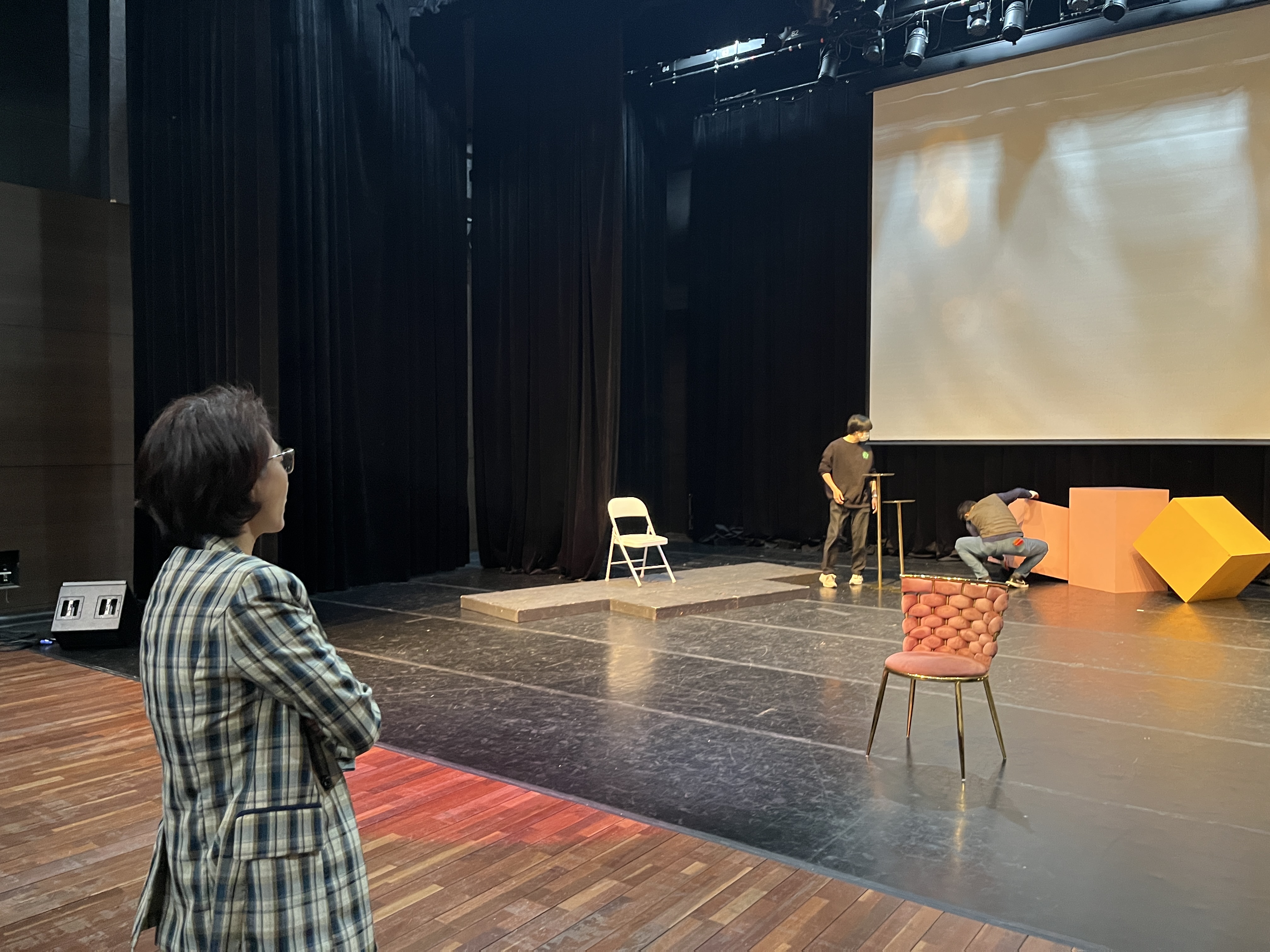 샛별아트 진이자 대표, 인생 데뷔 60주년 기념 \\\'김조웅 독창회\\\' 기획 위로이자 축하...